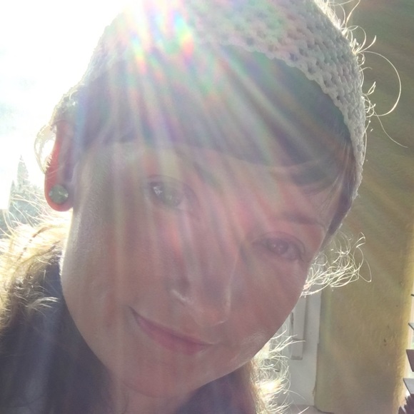 Meet your Posher, Ali - Picture 1 of 1